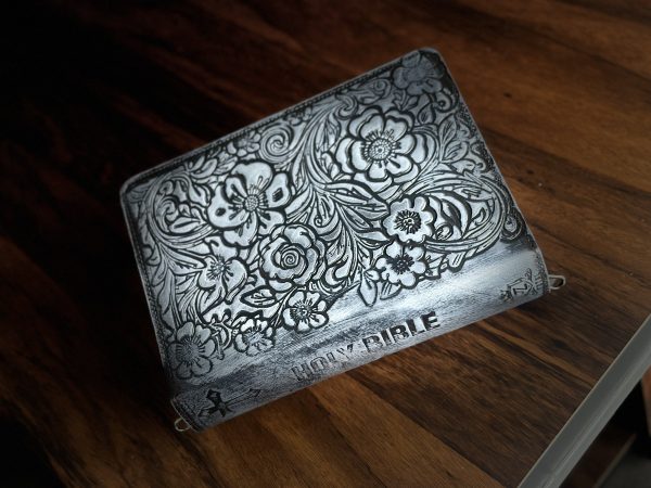 BLACK LEATHER BIBLE COVER